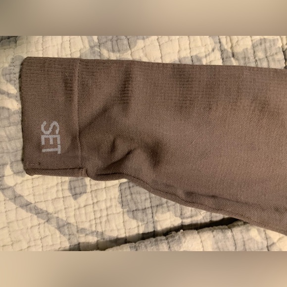 size XS mauve set - sculptflex SET active sports bra and leggings - Picture 7 of 8